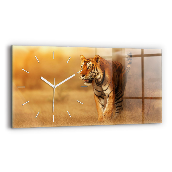 Horizontale Uhr Tiger jagen