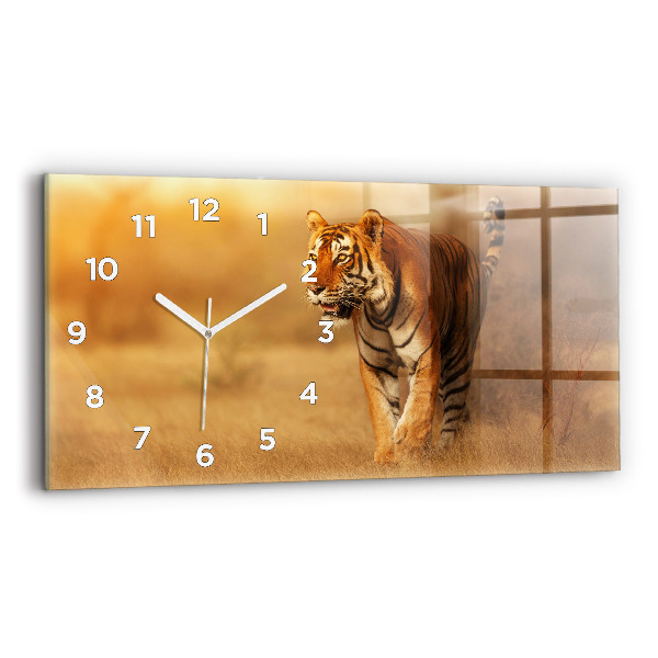 Horizontale Uhr Tiger jagen