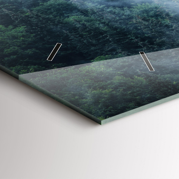 Horizontale Uhr Neblige Berglandschaft