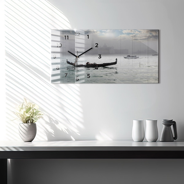 Horizontale Uhr Venedig Gondel