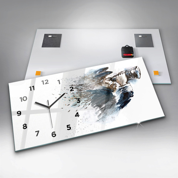 Horizontale Uhr Schiffskapitän mit Fernglas