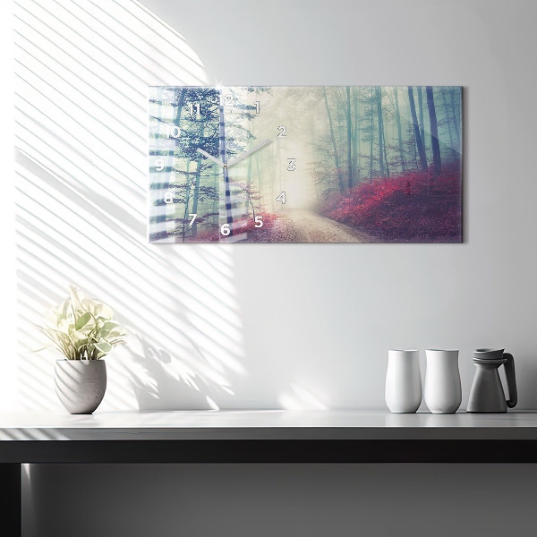 Horizontale Uhr Herbststraße Waldnebel