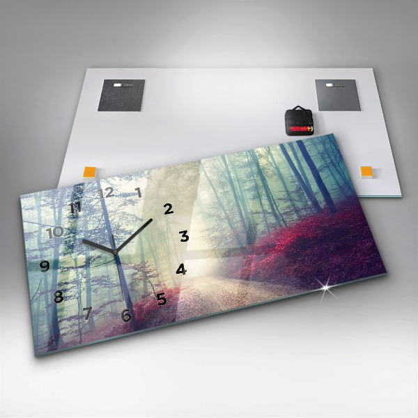 Horizontale Uhr Herbststraße Waldnebel