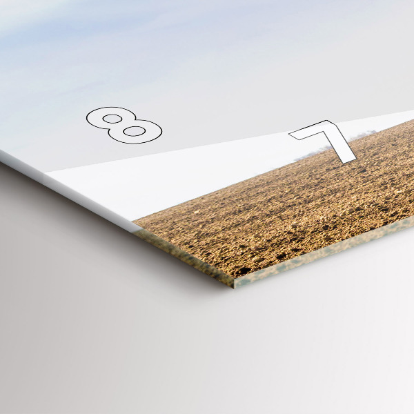 Horizontale Uhr Landwirt im Traktor