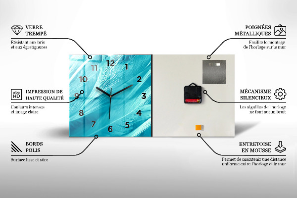 Horizontale Uhr mit motiv Traktor sprüht ein Feld