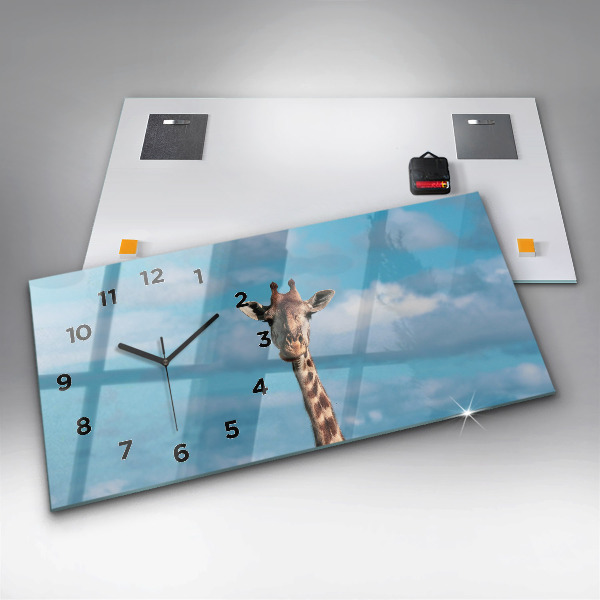 Horizontale Uhr mit motiv Große Giraffe vor einem Himmelshintergrund