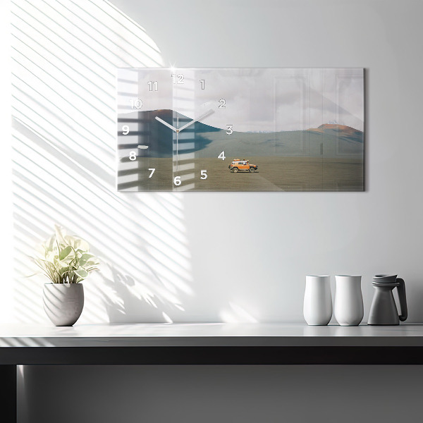 Horizontale Uhr Fahrzeug in der Wüste von Kamtschatka