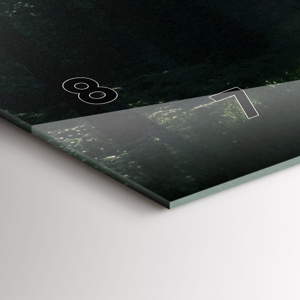 Horizontale Uhr mit motiv Waldweg und Sonnenschlieren