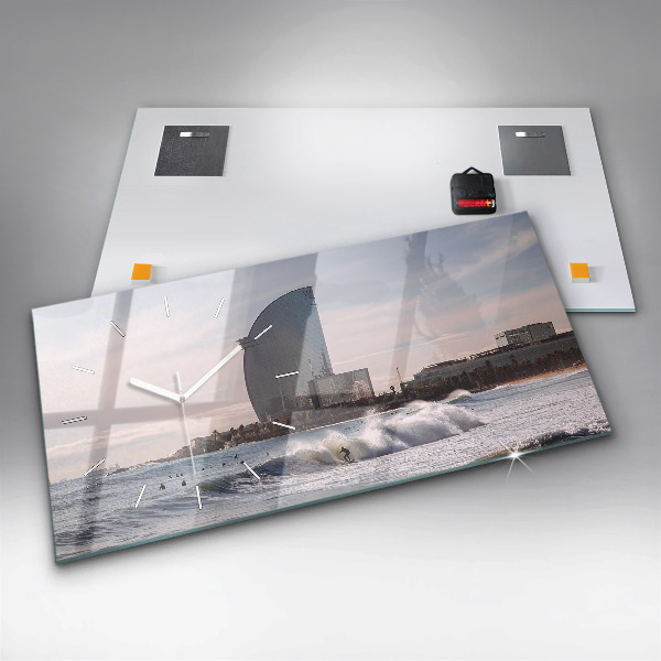 Horizontale Uhr mit motiv Surfer in Barcelona
