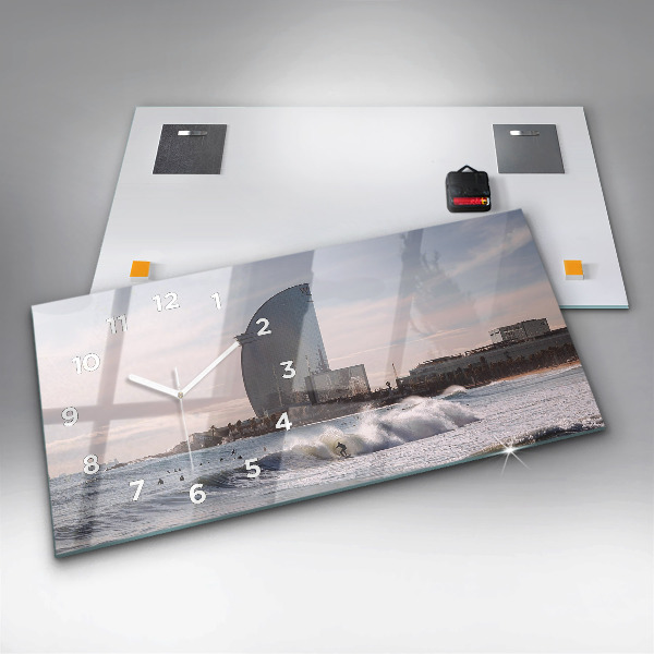 Horizontale Uhr mit motiv Surfer in Barcelona