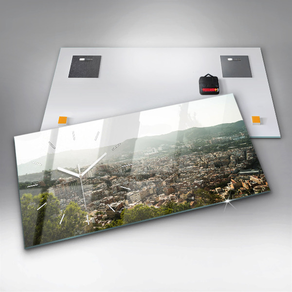 Horizontale Uhr Barcelona Blick auf den Montjuic