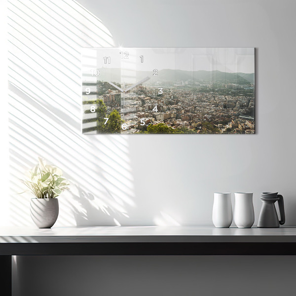 Horizontale Uhr Barcelona Blick auf den Montjuic