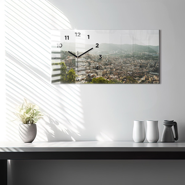 Horizontale Uhr Barcelona Blick auf den Montjuic