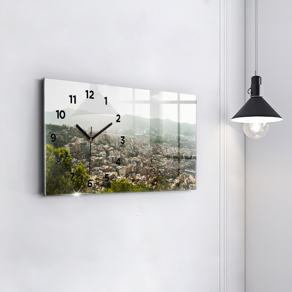 Horizontale Uhr Barcelona Blick auf den Montjuic