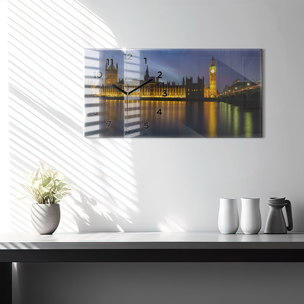 Horizontale Uhr mit motiv Winchester Palast London