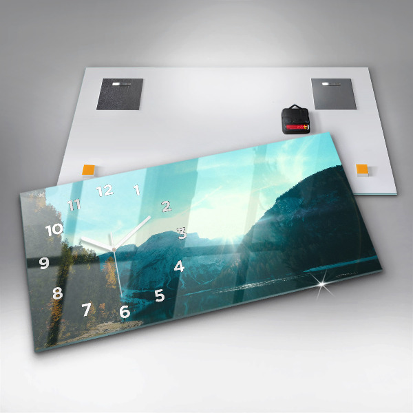 Horizontale Uhr mit motiv Berg und Fluss in Polen