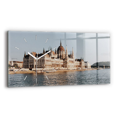 Horizontale Uhr Das Parlament in Budapest
