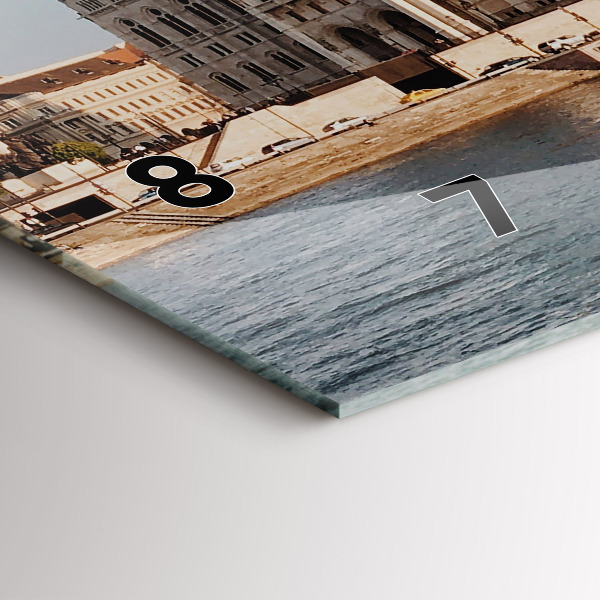 Horizontale Uhr Das Parlament in Budapest