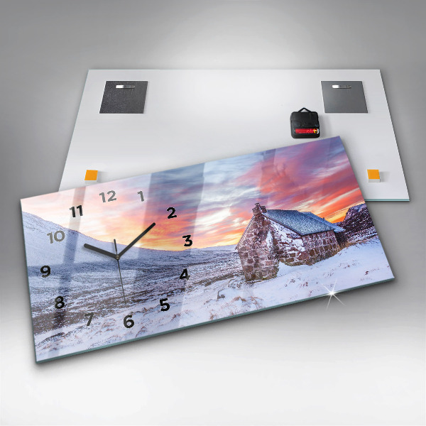 Horizontale Uhr Hütte in den Bergen