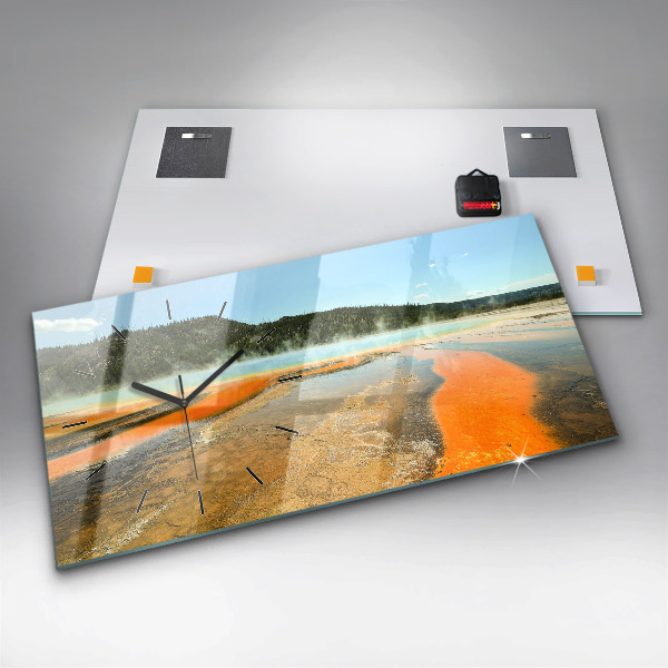 Horizontale Uhr mit motiv See mit Bergen