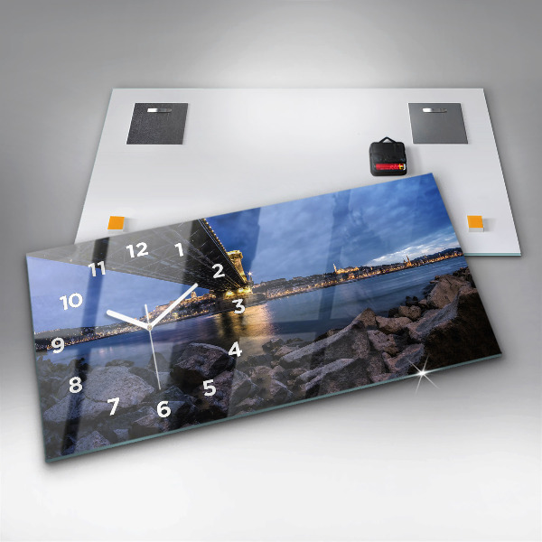 Horizontale Uhr mit motiv Felsenufer unter der Brücke