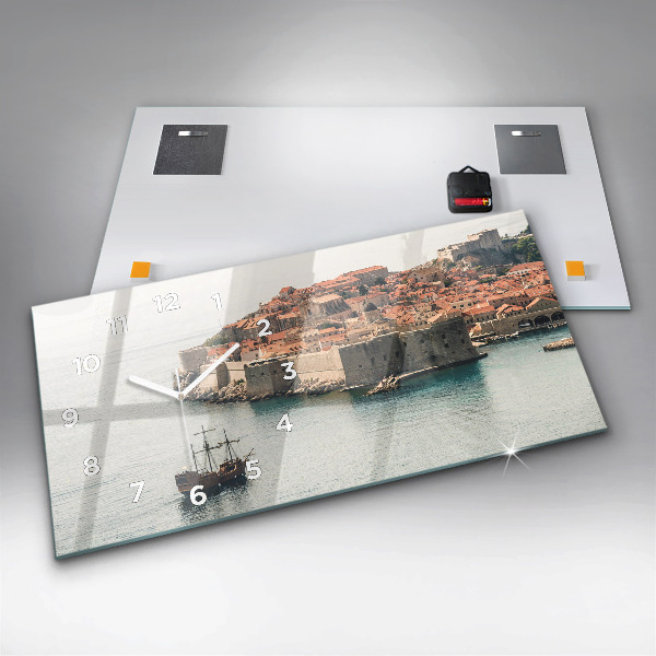 Horizontale Uhr Segelschiff in Dubrovnik