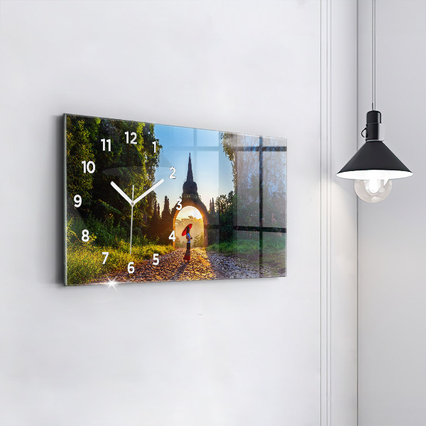 Horizontale Uhr Surat Thani Park in Thailand