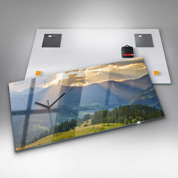 Horizontale Uhr Landschaft mit Wäldern