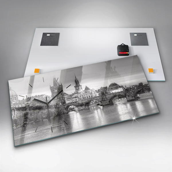 Horizontale Uhr Ansicht der Karlsbrücke Prag