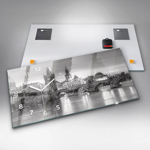 Horizontale Uhr Ansicht der Karlsbrücke Prag