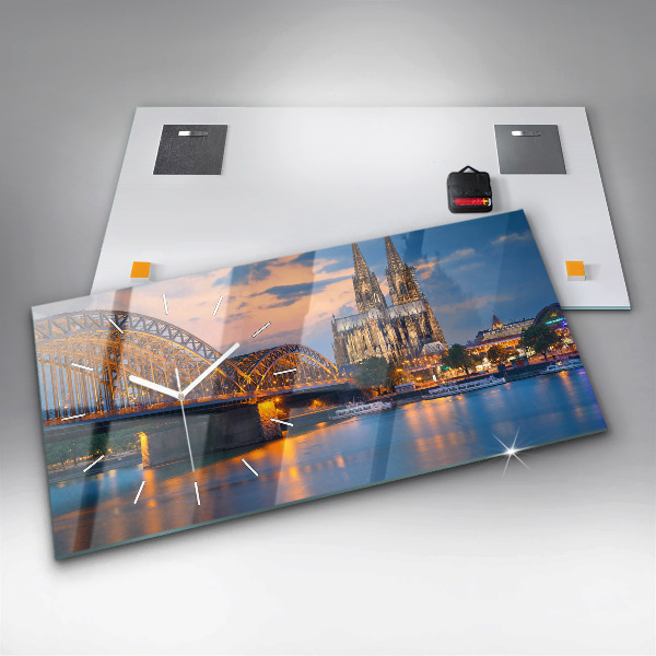 Horizontale Uhr mit motiv Ansicht des Rathauses