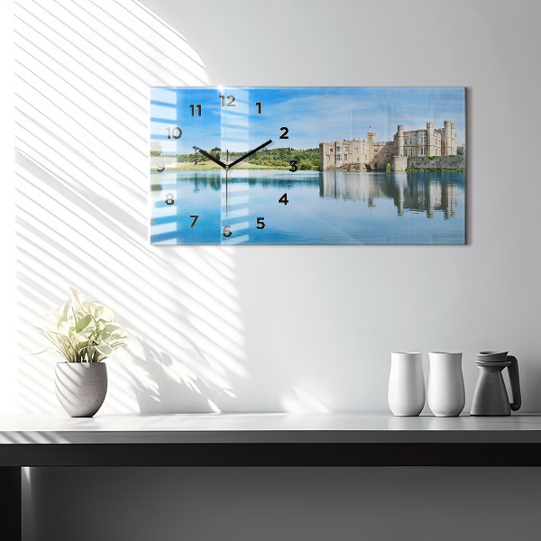 Horizontale Uhr Schloss Leeds