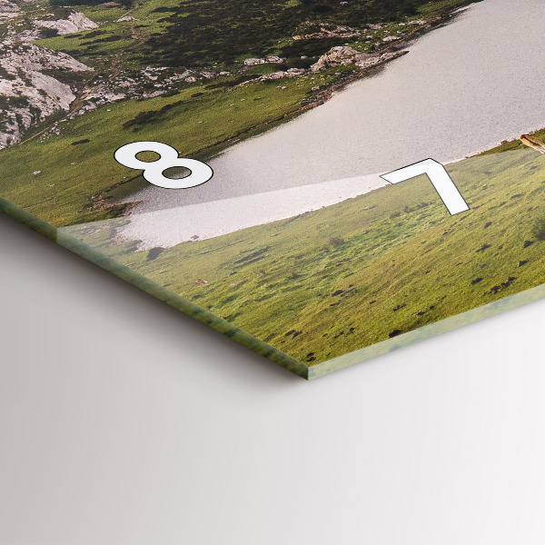 Horizontale Uhr mit motiv See und Berge in den Pyrenäen