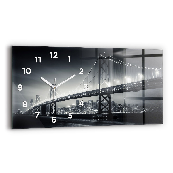 Horizontale Uhr Brücke bei Nacht in San Francisco