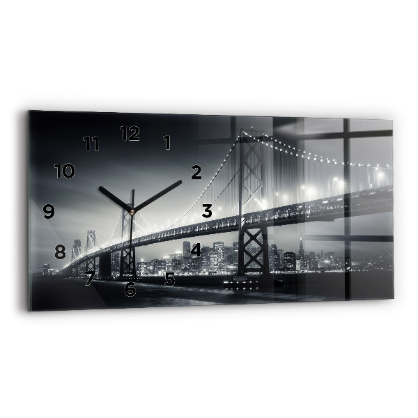 Horizontale Uhr Brücke bei Nacht in San Francisco