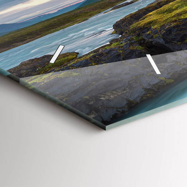 Horizontale Uhr Landschaft mit Wasserfall