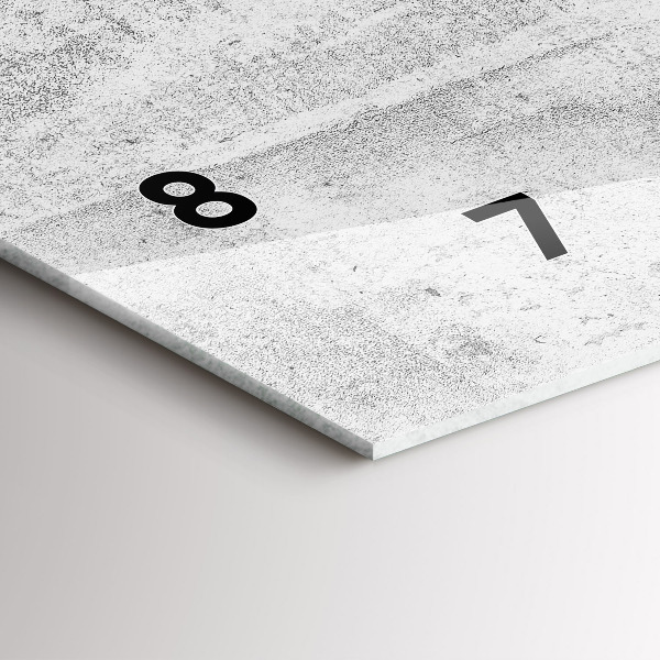 Horizontale Uhr Betonwand