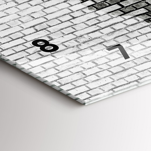 Horizontale Uhr Backsteinmauer Weltkarte