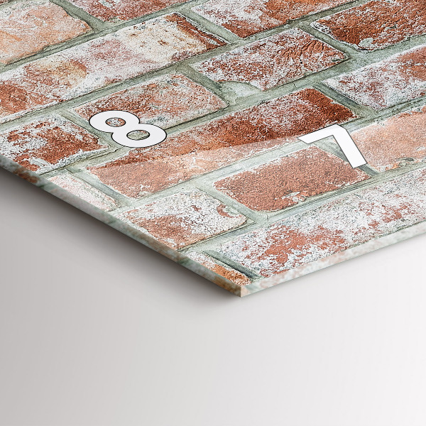 Horizontale Uhr mit motiv Backsteinmauer