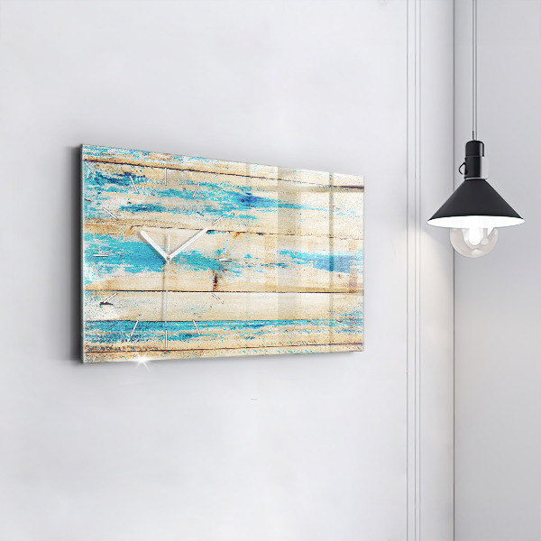 Horizontale Uhr Zerkratztes Holz