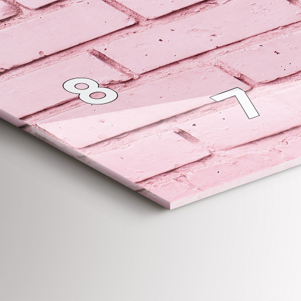 Horizontale Uhr mit motiv Backsteinmauer