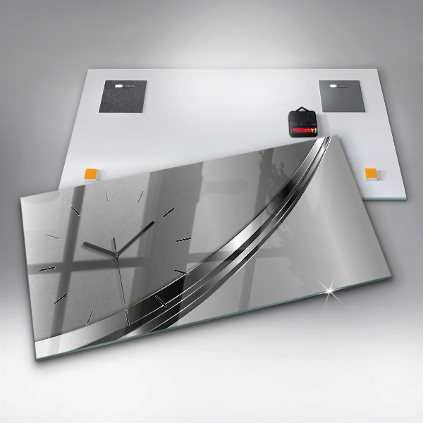 Horizontale Uhr Silberne Linien