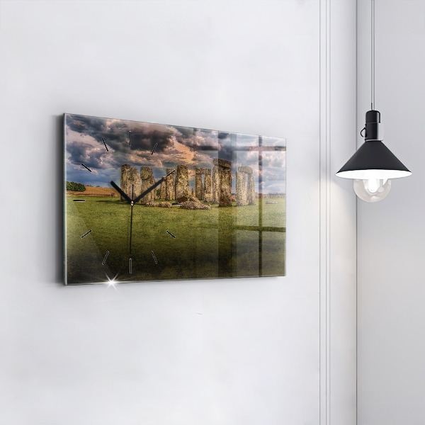 Horizontale Uhr Stonehenge Nimbostratus