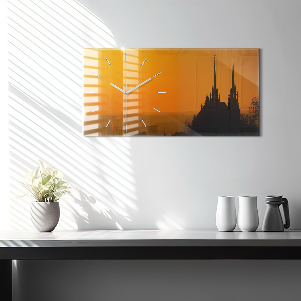 Horizontale Uhr Blick auf die Brünner Kathedrale