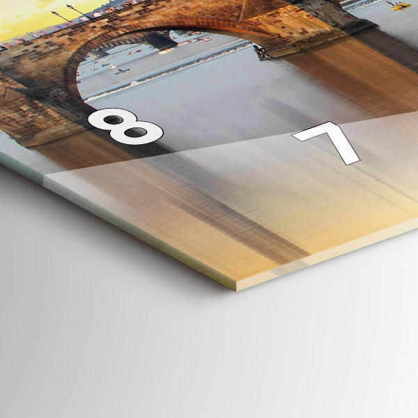 Horizontale Uhr mit motiv Panorama über einen Fluss