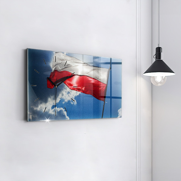 Horizontale Uhr Polnische Flagge gegen den Himmel