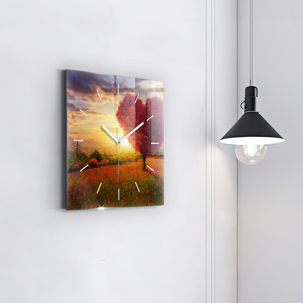 Wanduhr quadratisch mit motiv Liebesherz Baum