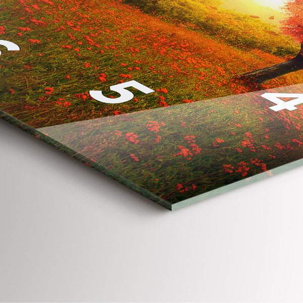 Wanduhr quadratisch mit motiv Liebesherz Baum