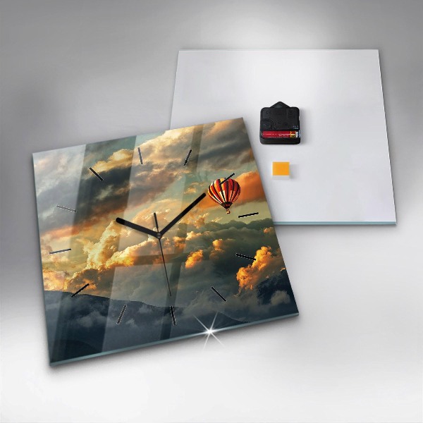 Wanduhr quadratisch Ballonfahrt in den Wolken