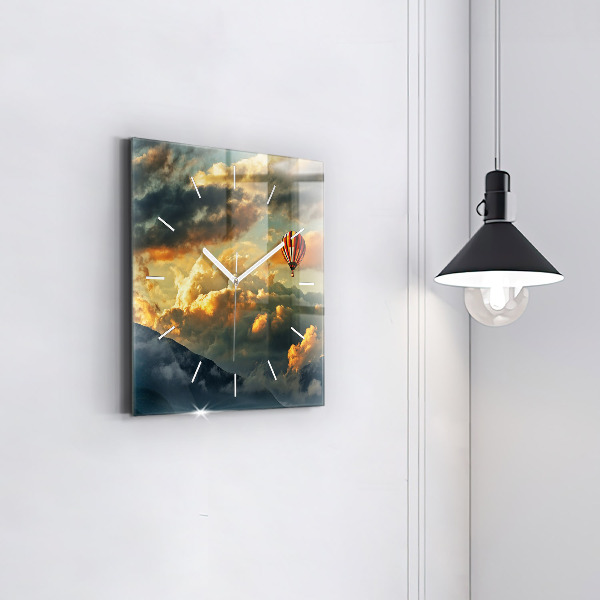 Wanduhr quadratisch Ballonfahrt in den Wolken